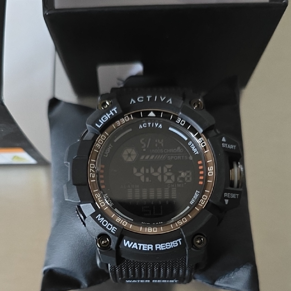 NWT Activa By Invicta Sports Watch with Silver Accents